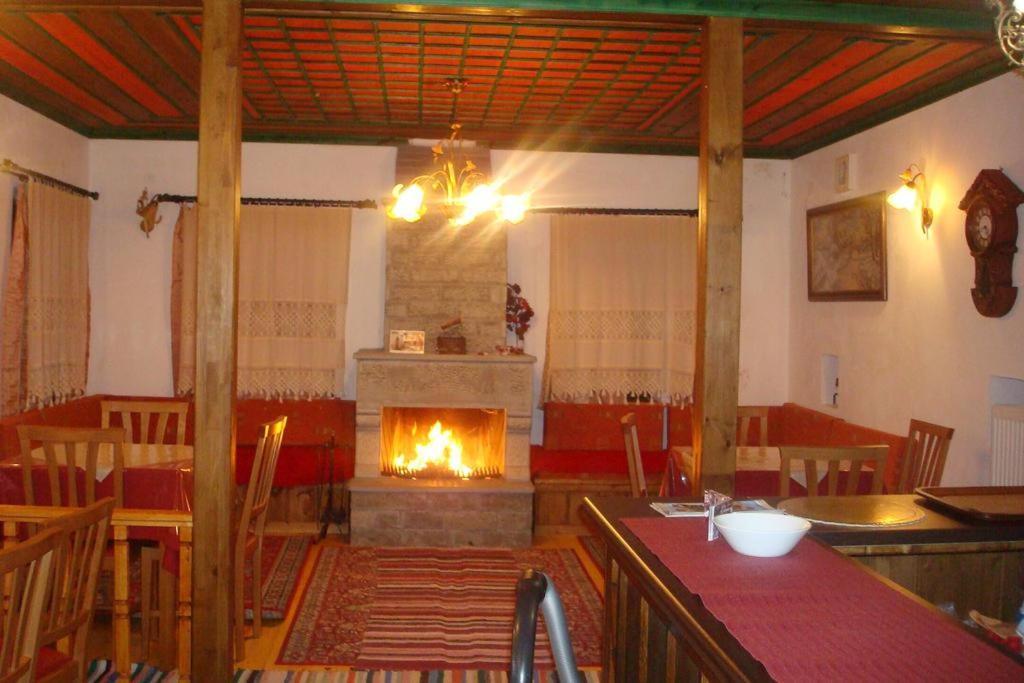 Terpsichori Guesthouse Kapesovo ภายนอก รูปภาพ